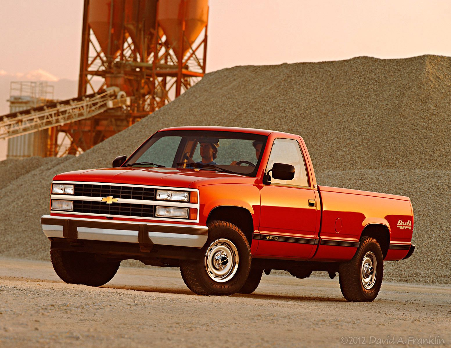 Chevrolet1500PickUp_WorkTruck4x4_Red_F78_GravelYard