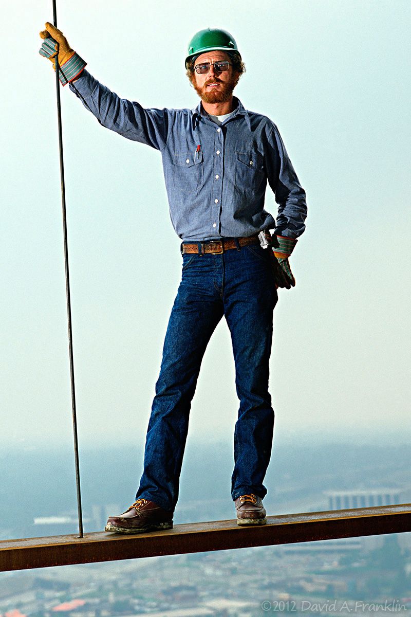 IronworkerMarvinFinkel_PausedOnBeam_20StoriesAboveGround_Editorial