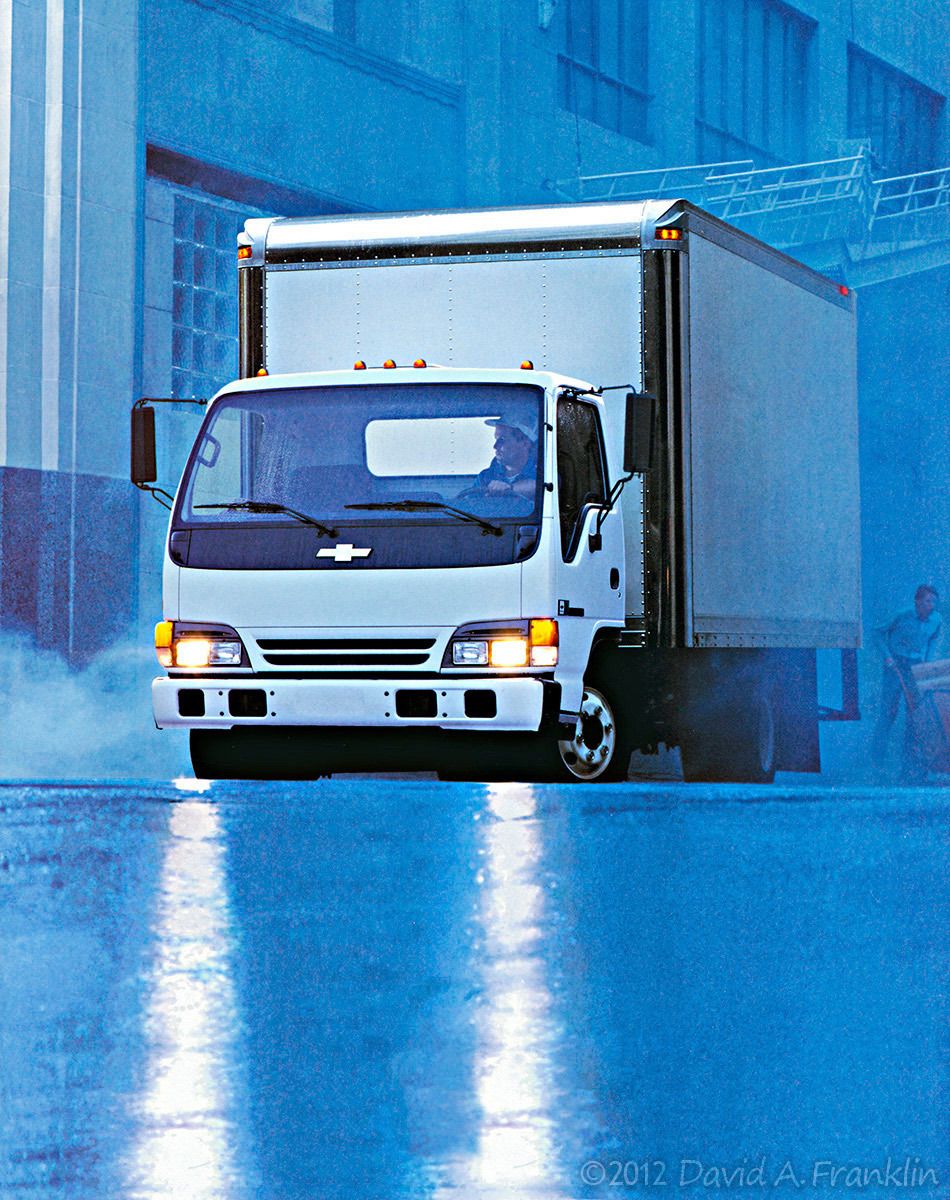 ChevroletTiltmaster_MediumDutyTruck_F78_AlleyInFog-PaleBlueTone