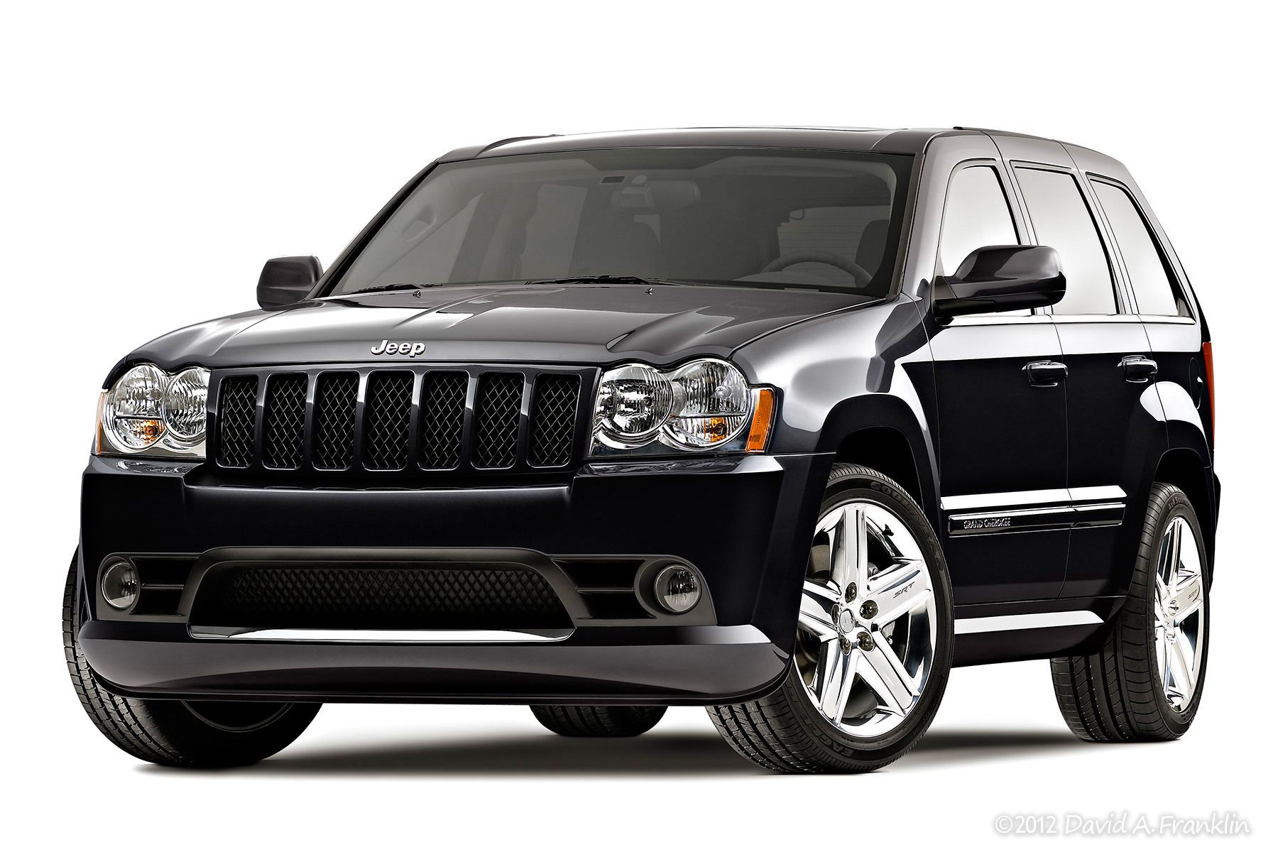 JeepGrandCherokeeSRT_Black_F78_Studio