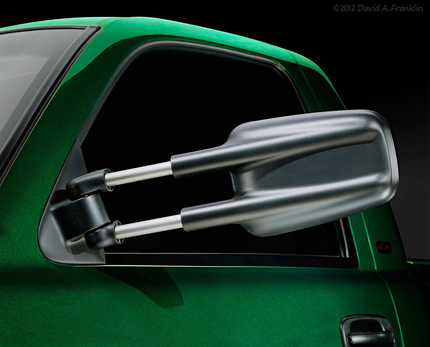 DriversSideMirror-ForPickups_ExtendedForTowing_Schefenacker VisionSystemsAG_Advertising