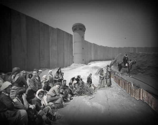 Walls . border wall.jpg