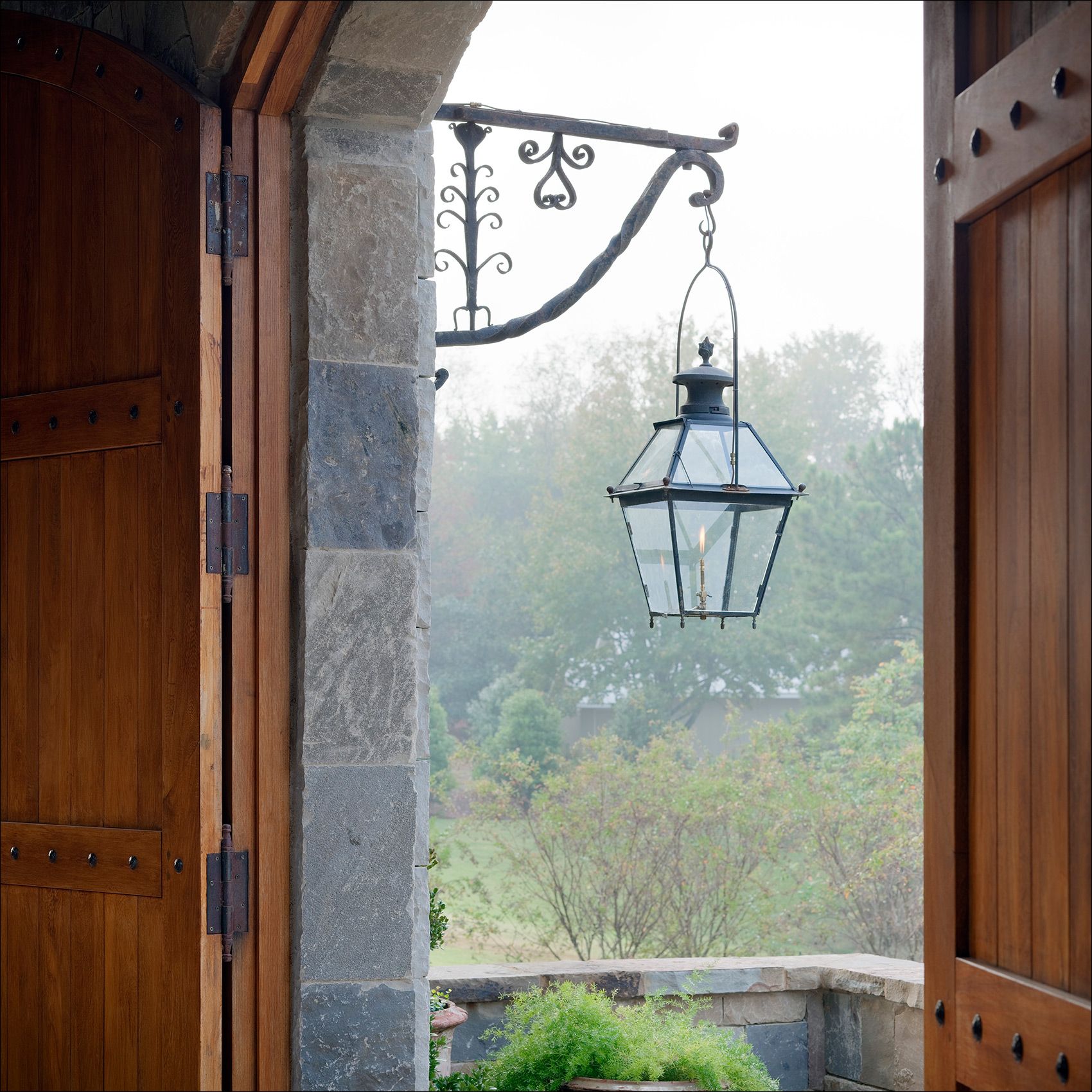 Bevolo_GasLantern_Mississippi_ArchitecturalProductPhotographer.jpg