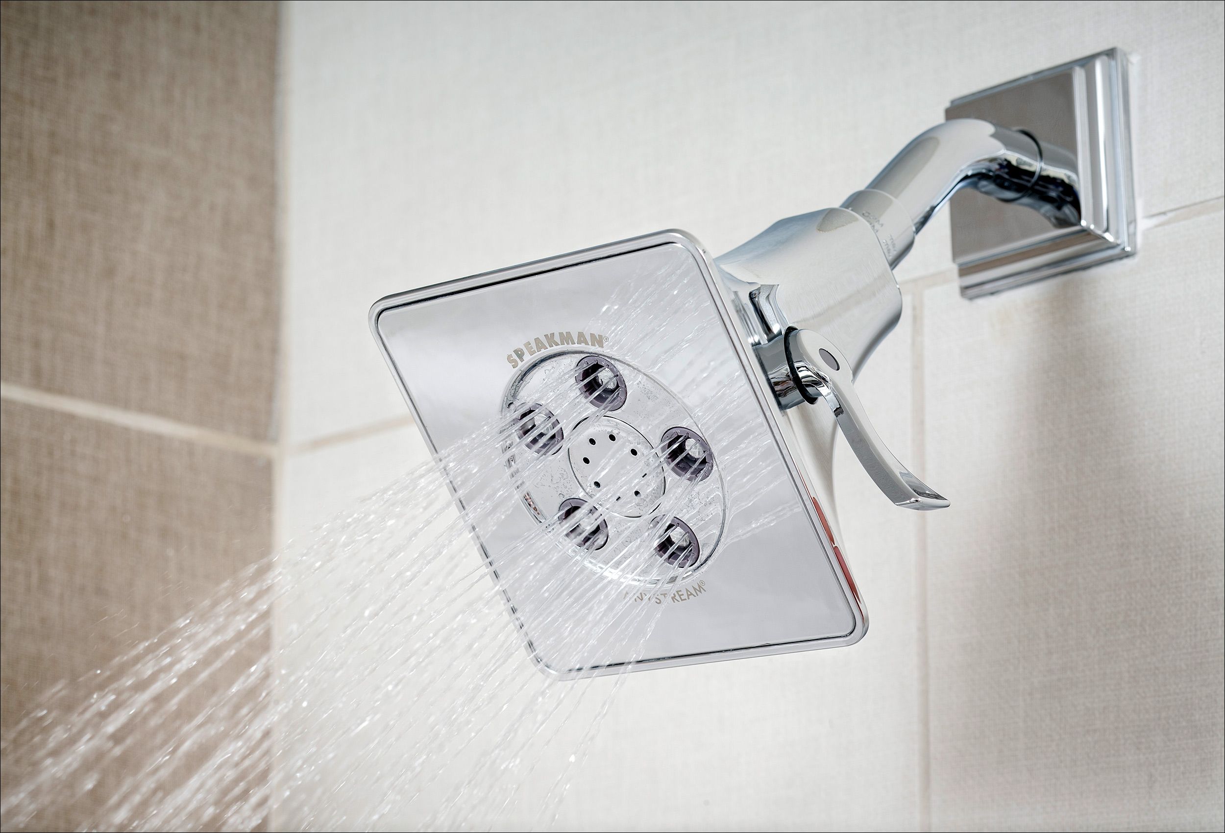Speakman_ShowerHead_CarlsbadResort.jpg