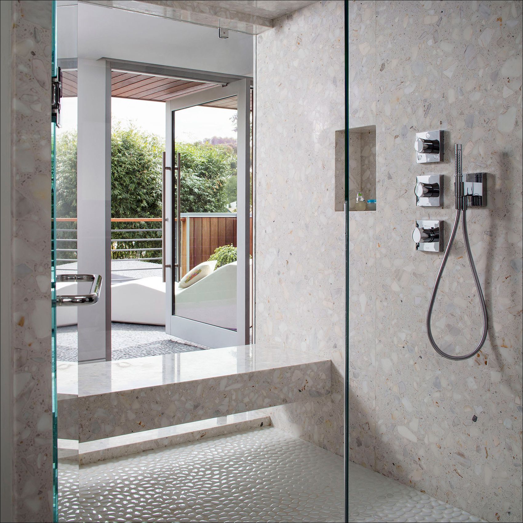 CitiZenDesign_Hillcrest_MasterBathroom_InteriorPhotography.jpg