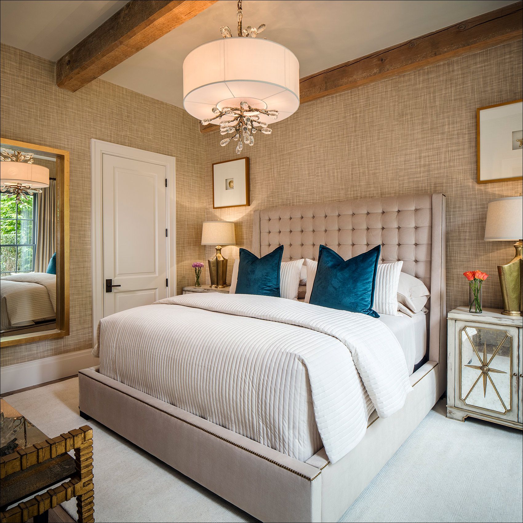 POSH_SagHarbor_NewYork_Hamptons_MasterBedroom.jpg