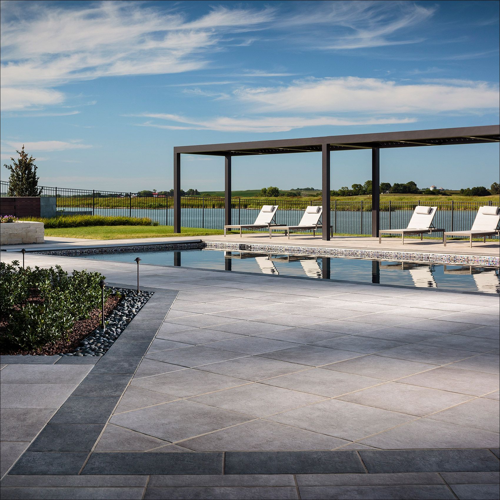 Mirage_Belgard_OutdoorLiving_ProductPhotography.jpg