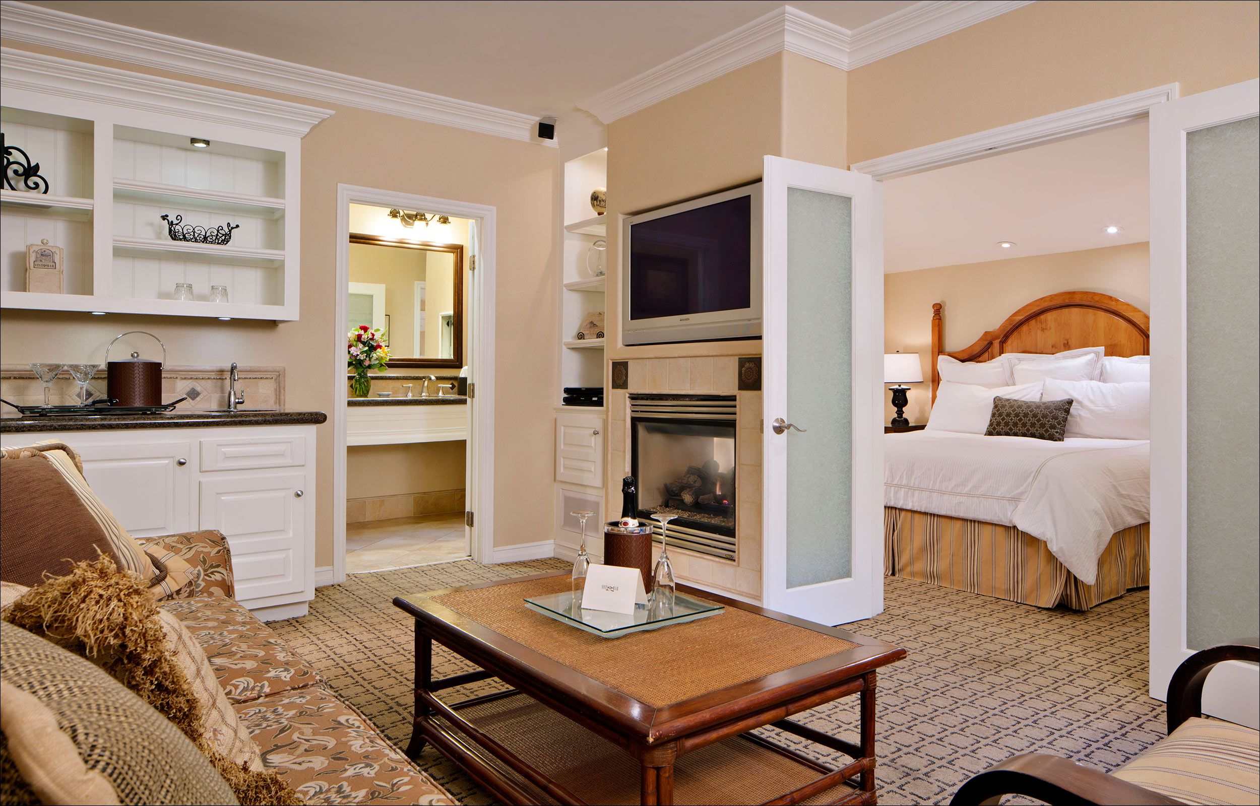 IslandVentures_HotelSuite_InteriorResortPhotographer.jpg