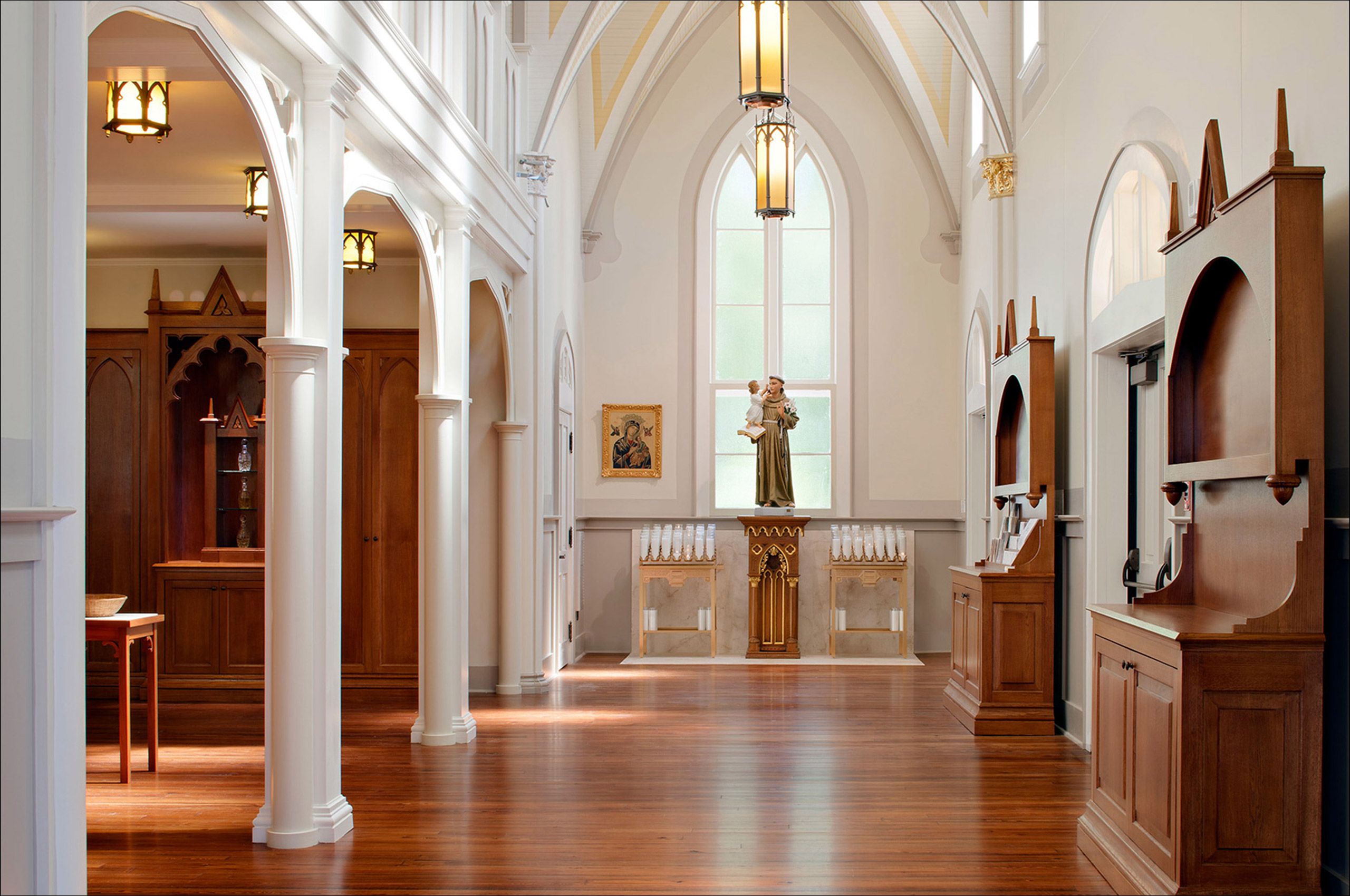18_CockfieldJacksonArchitects_Louisiana_ChurchRenovation.jpg