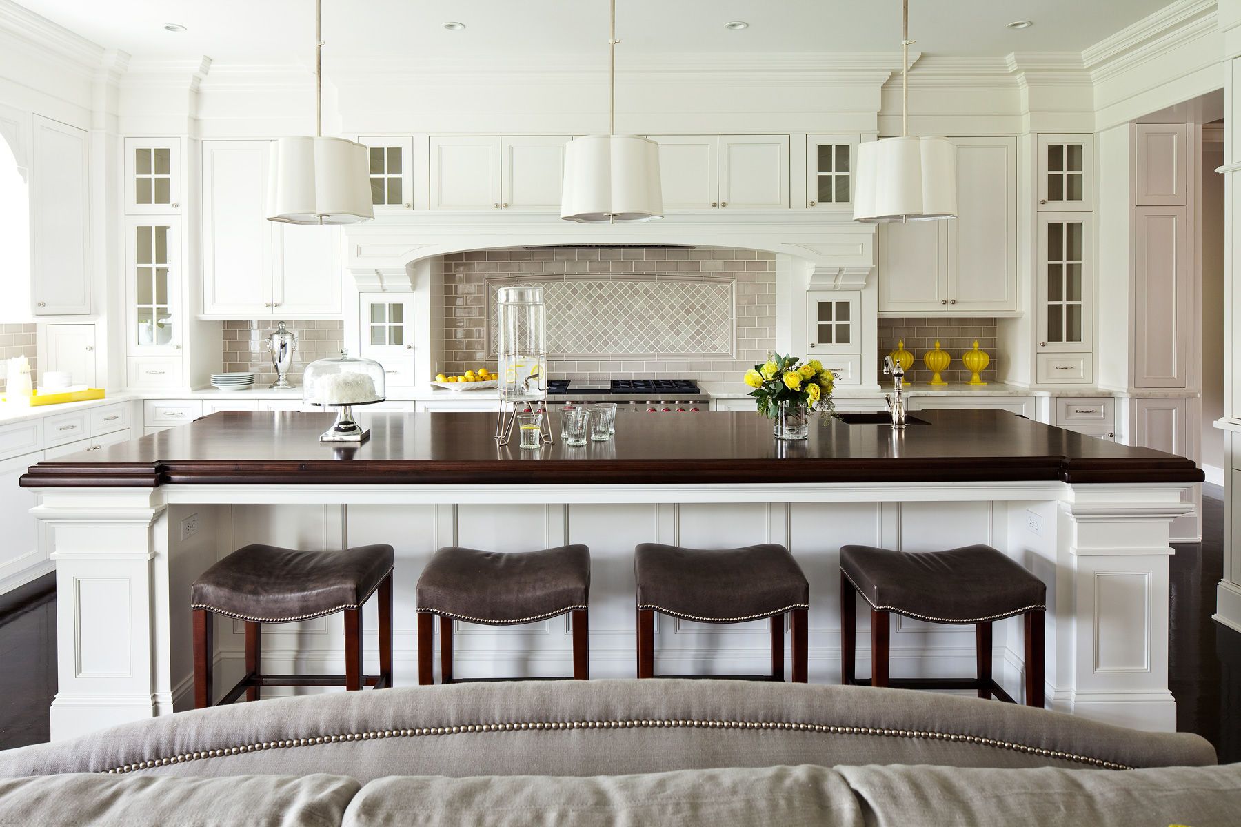 1white_modern_kitchen