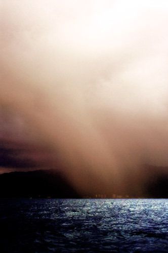 1clouds_city_storm_from_boat_proof