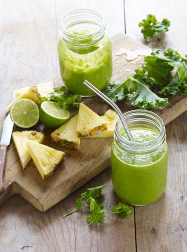 1r7_kale_smoothie_120.jpg