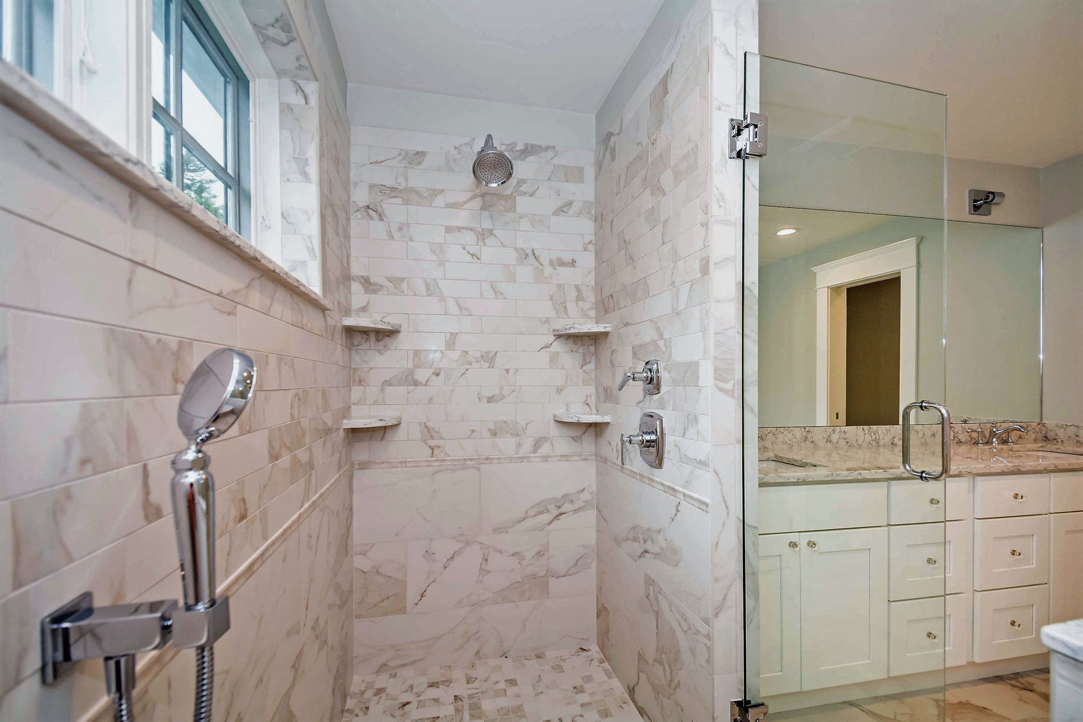 Master Bath 2.jpg