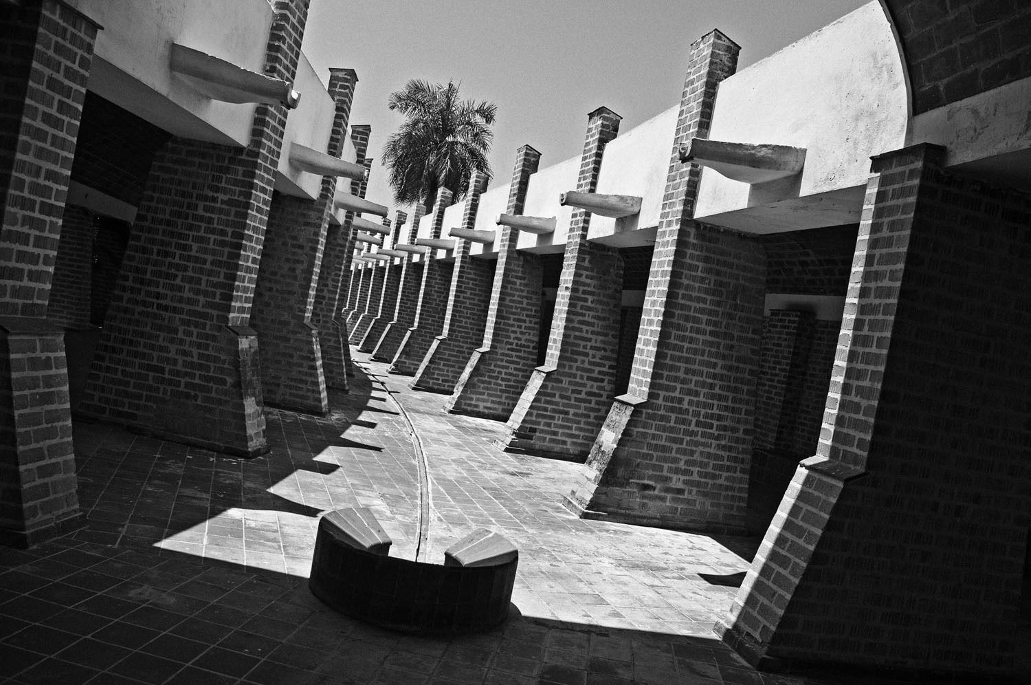 Ricardo Porro's School of Plastic Arts