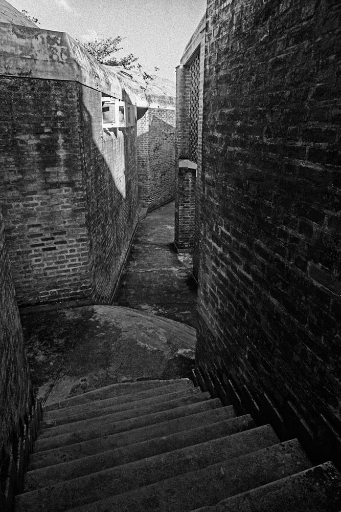 Architect Roberto Gottardi's School of Dramatic Arts