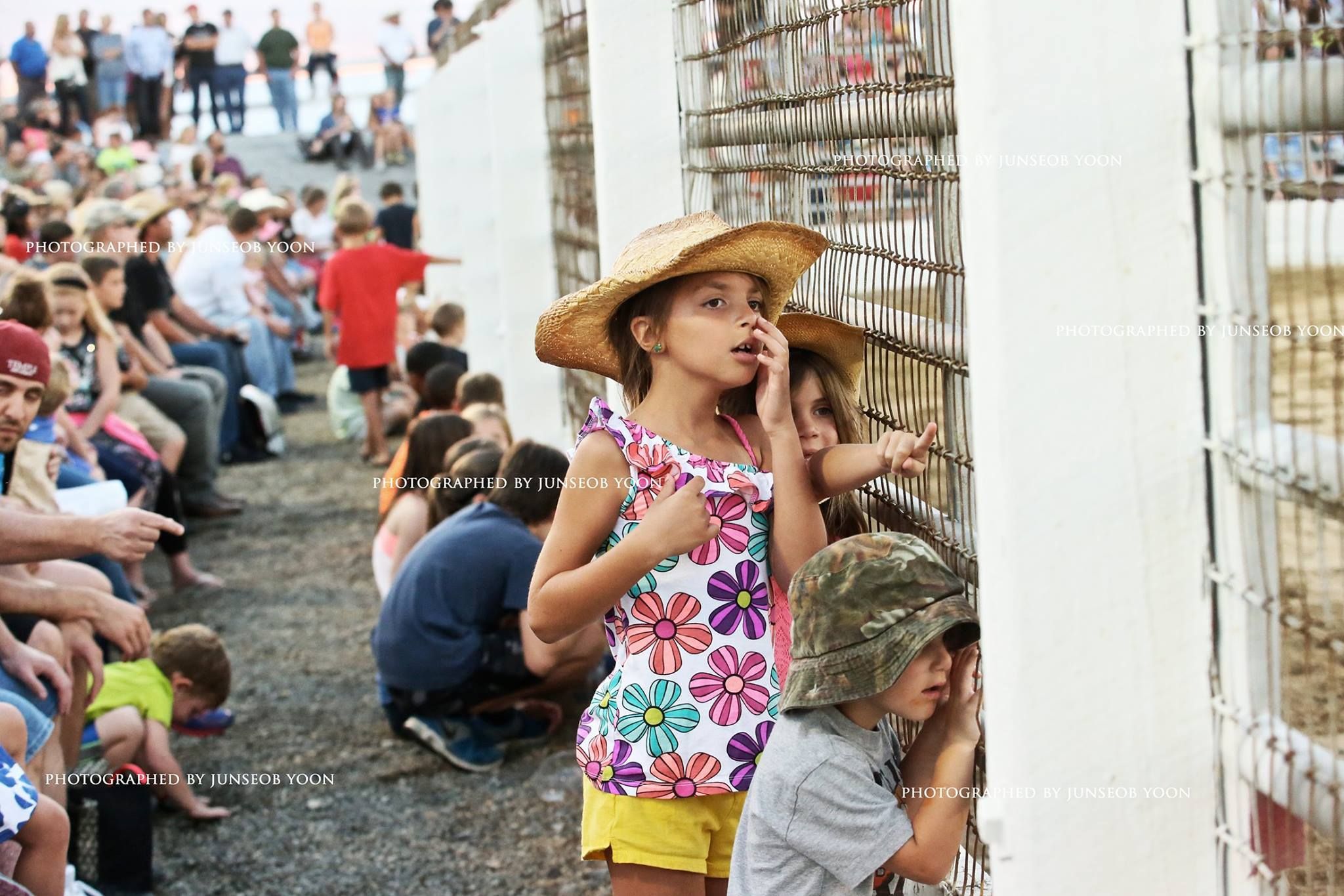 1r11145189_990675780964635_7235436891365514929_o