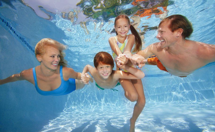1Family_having_fun_underwater.jpg