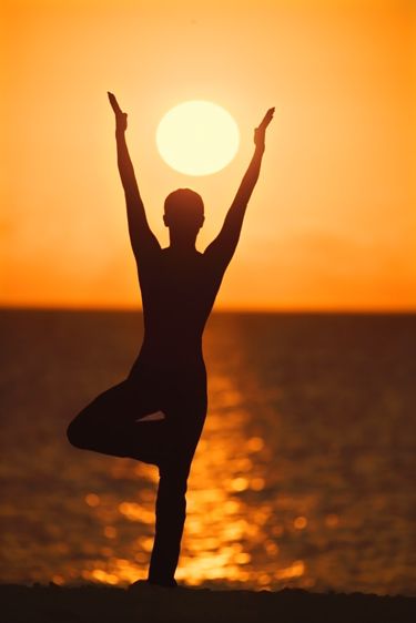 1Yoga_at_sunset.jpg