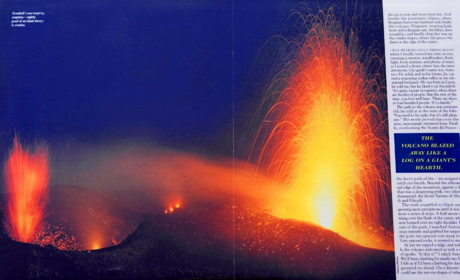 1Stromboli_Volcano_erupting.jpg
