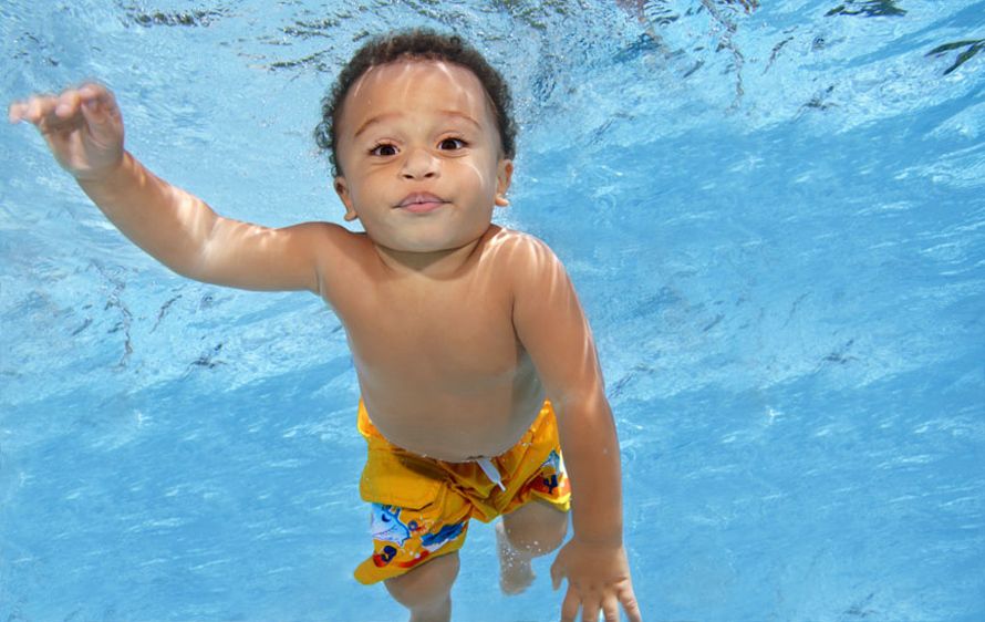 1Baby_Swimming_Underwater_1.jpg