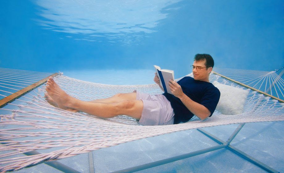1Reading_on_a_hammock.jpg