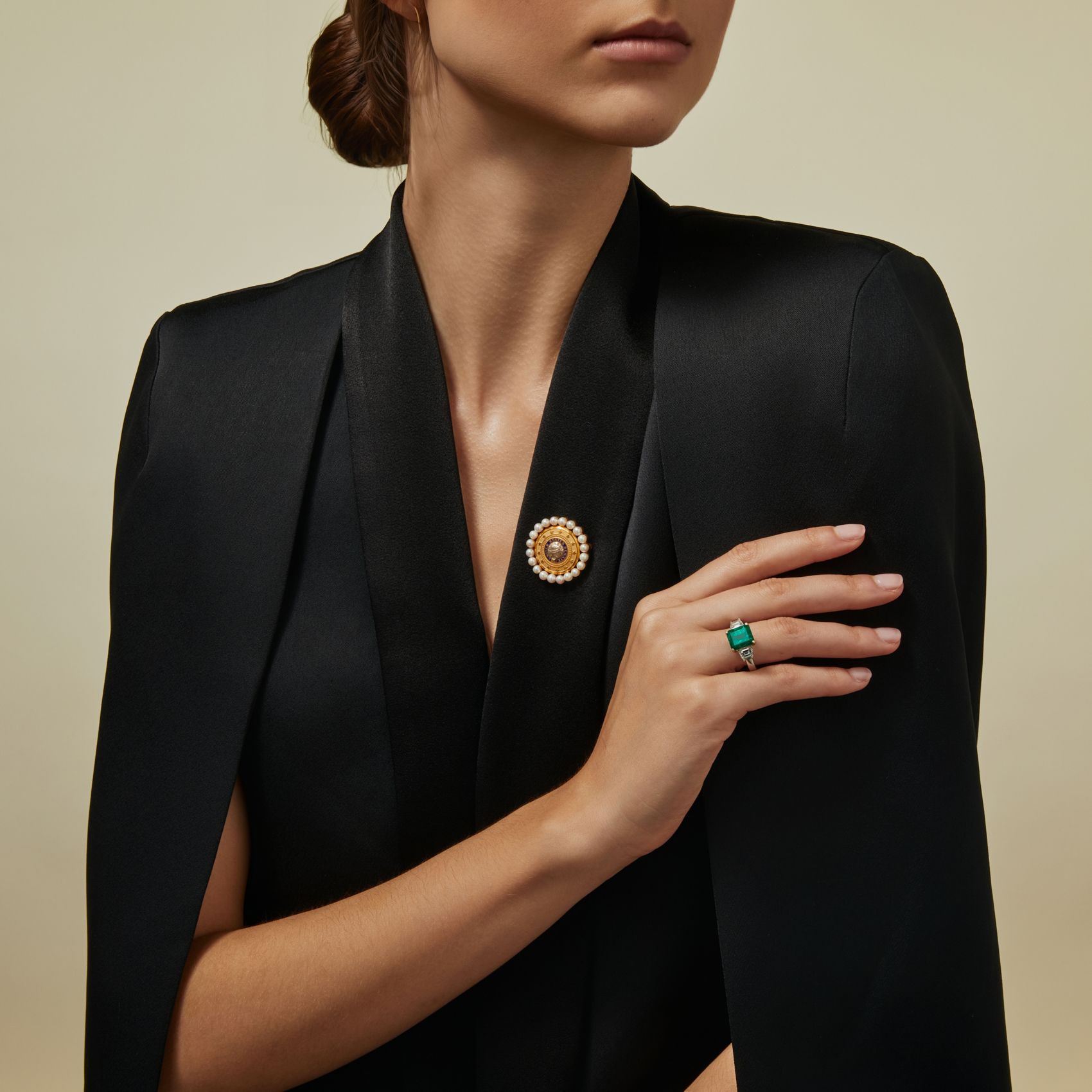 Bonhams Jewelry Model 87-28-240308.jpg