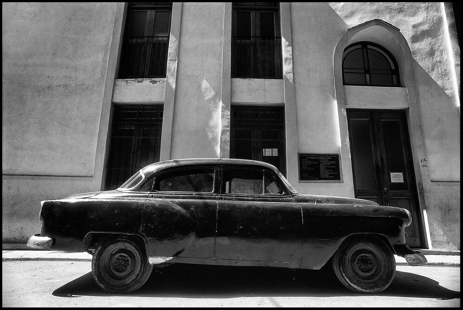 1havanafordcanadianembassy_bwborderweb.jpg