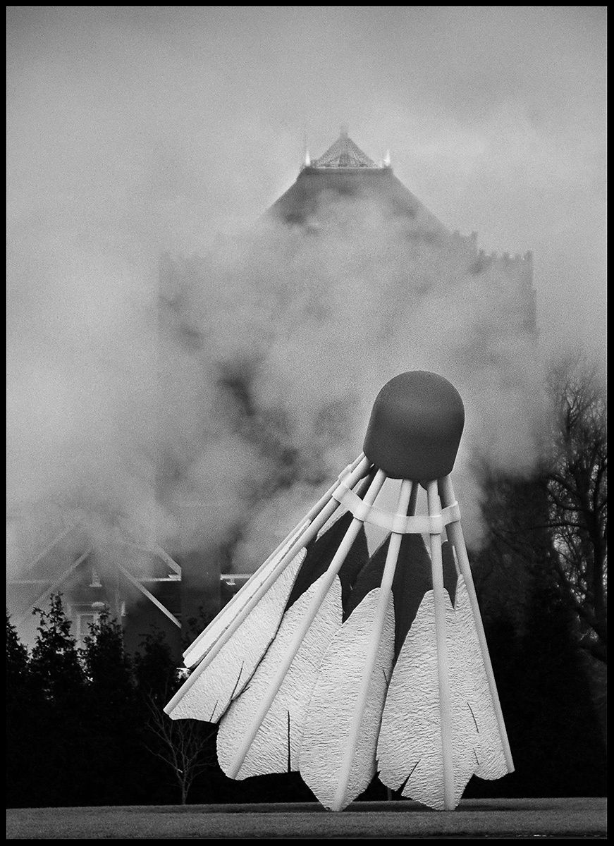 Shuttlecock at Dawn, Nelson Atkins Museum, 2008