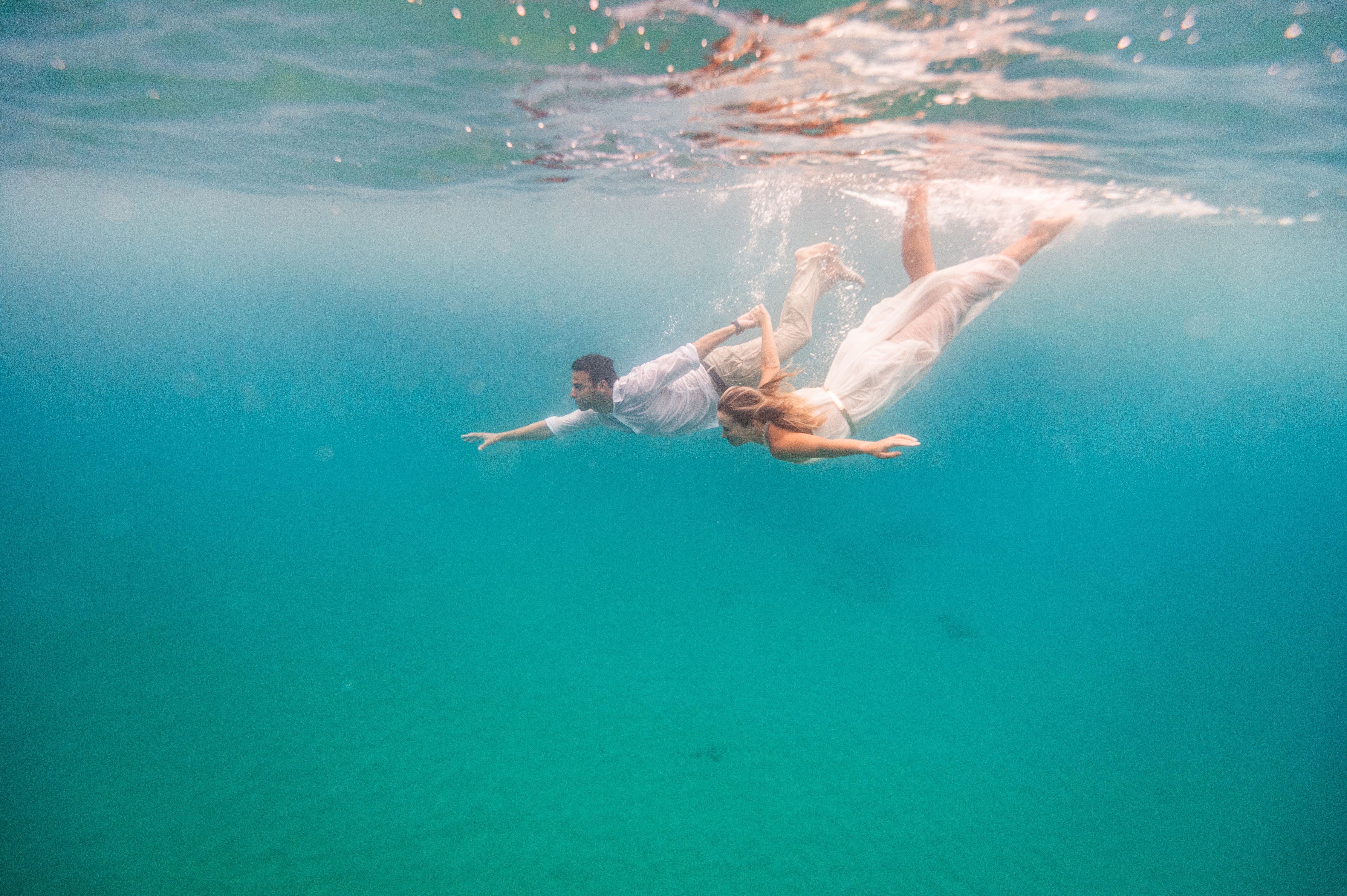 Underwater Photo Shoot with Couple in Hawaii
