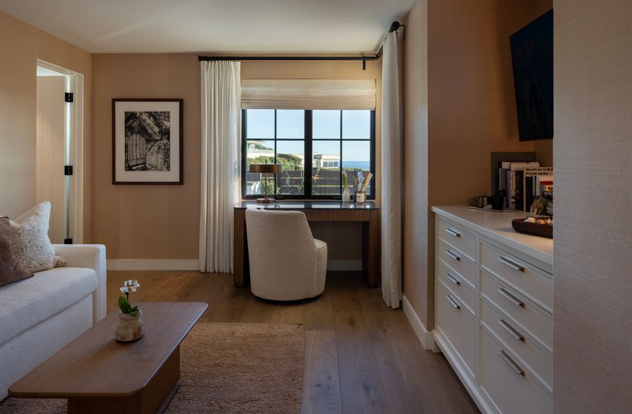 9F0A8356F.jpg