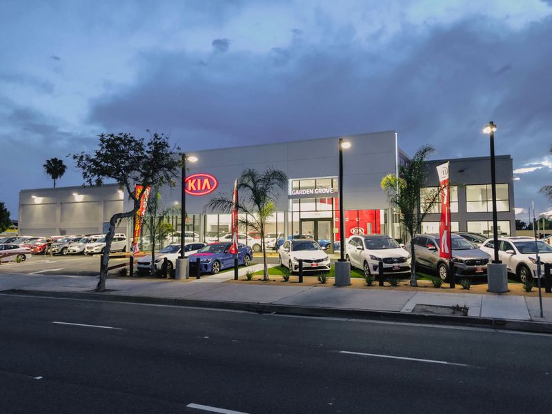 Garden Grove Kia Right Night2.jpg