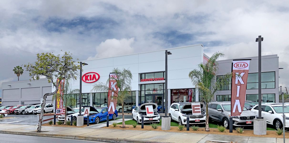 Garden Grove Kia Right Day.jpg