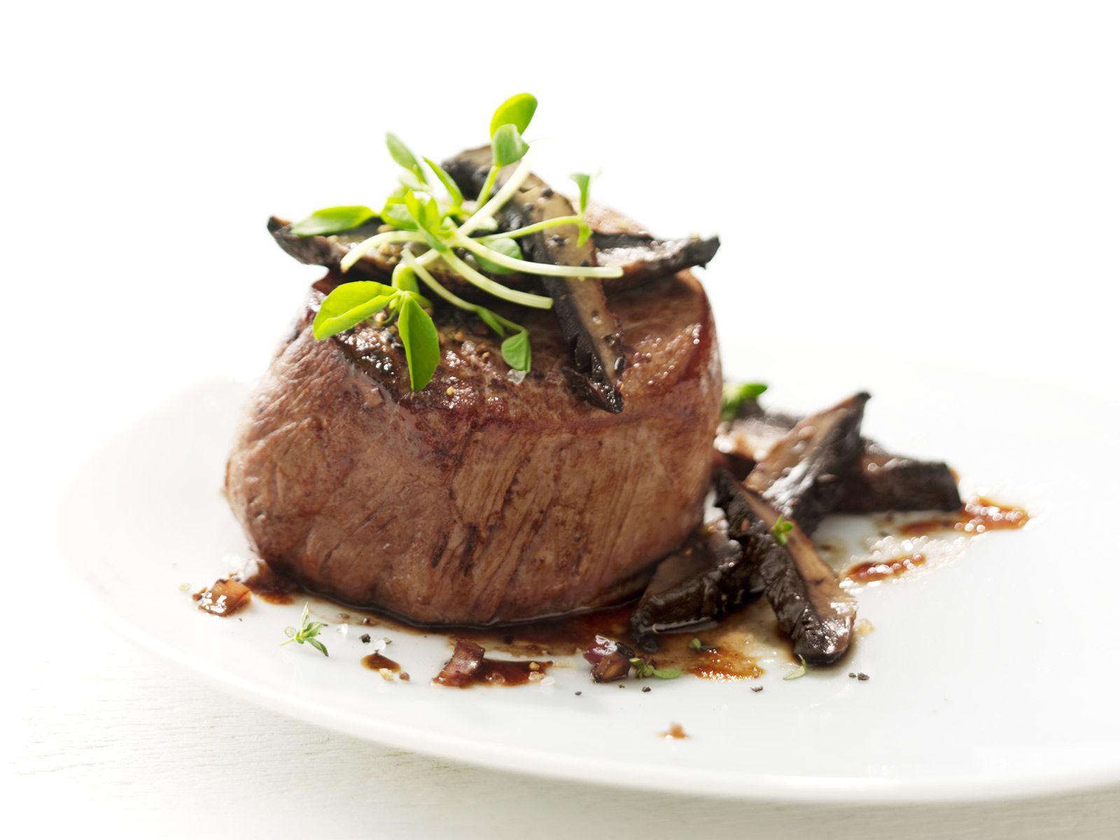 lisa bishop food stylist- tenderloin topped with portobellos and microgreens