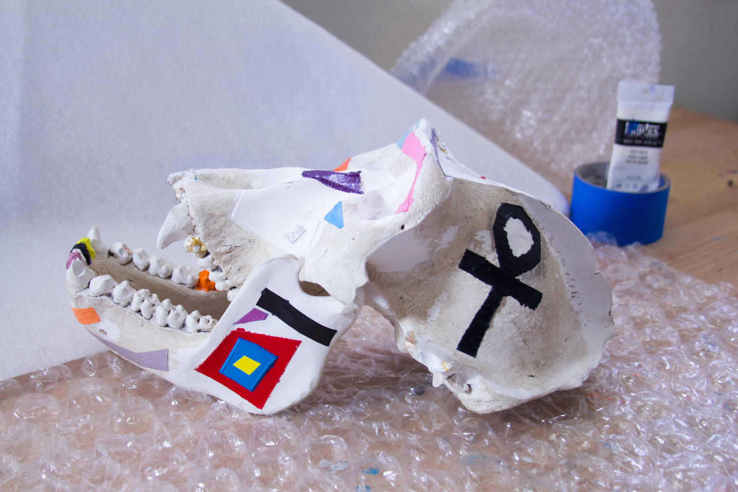 Archeologist’s from Egypt recently made a new discovery that may revolutionize and alter human history as we know it. Well preserved artifacts with Greek symbolism and Egyptian hieroglyphs have been found in a tomb in West Africa. Archeologist’s are excited because signs point to an unknown ancient African civilization that traded goods with the Egyptians, after the Greek conquest with Alexandria the Great in 332 BC.
So far the Ancient Egyptian hieroglyphic symbol for Life, the Ankh has been deciphered along with, Nike, the goddess of victory in Greek mythology. Together these symbols reads as, Victory for Life. However, the overall consensus from archeologist all over the world is, it’s still too early for concrete answers. Giorgio A. Tsoukalos, the eccentric host from television series, Ancient Aliens on the History Channel has gone viral with an instagram post about the new discovery. Ancient Gods: Victor Koroma