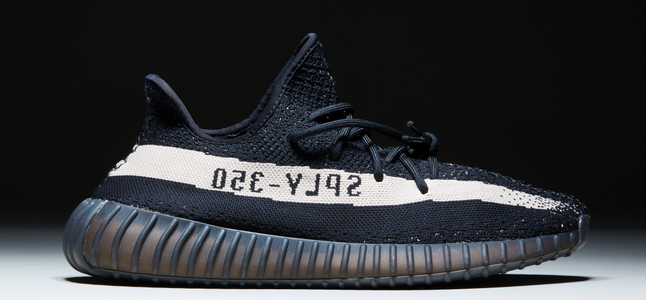 Yeezy Boost 350 V2 Oreo Sneaker Product Photography Los Angeles — Victor Koroma