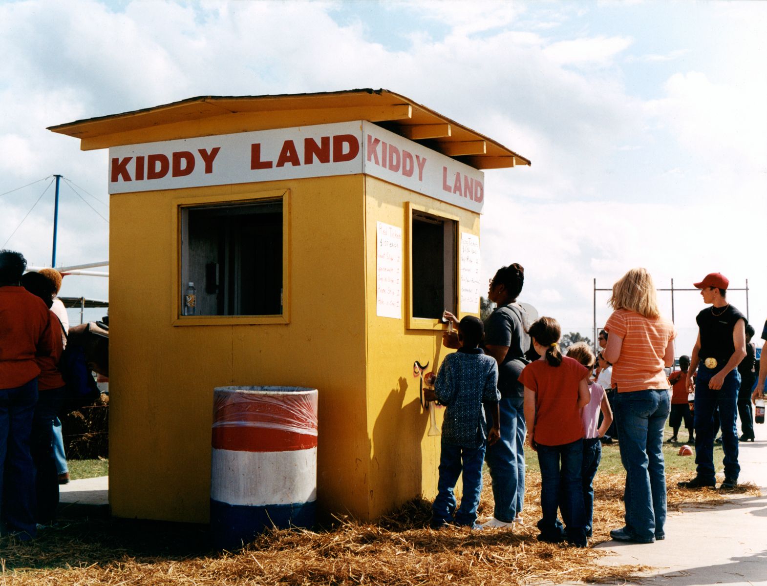 1kiddy_land.jpg