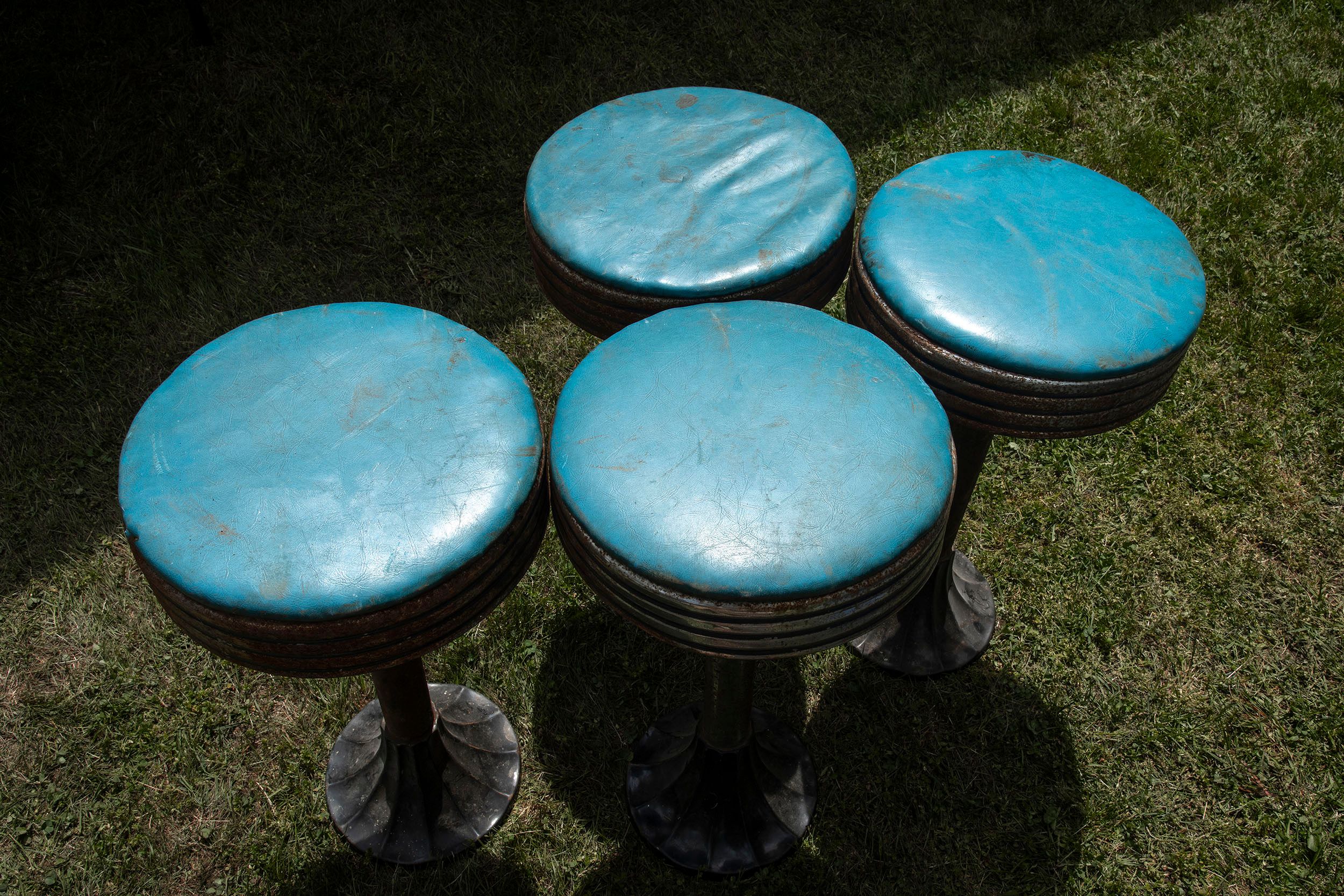 Blue bar stools for sale Bizarroland