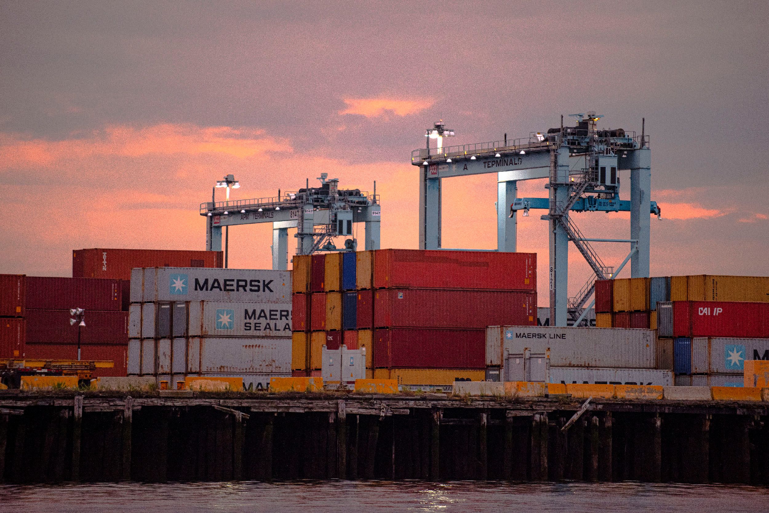 Award winning fine art and documentary photographer, Steven Edson images are collected by various corporations and personal collectors world-wide. Boston Location Photography