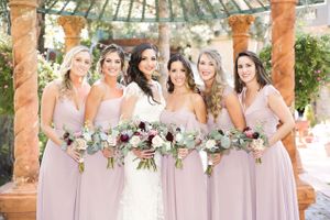 Bride with Bridesmaids and Bouquets