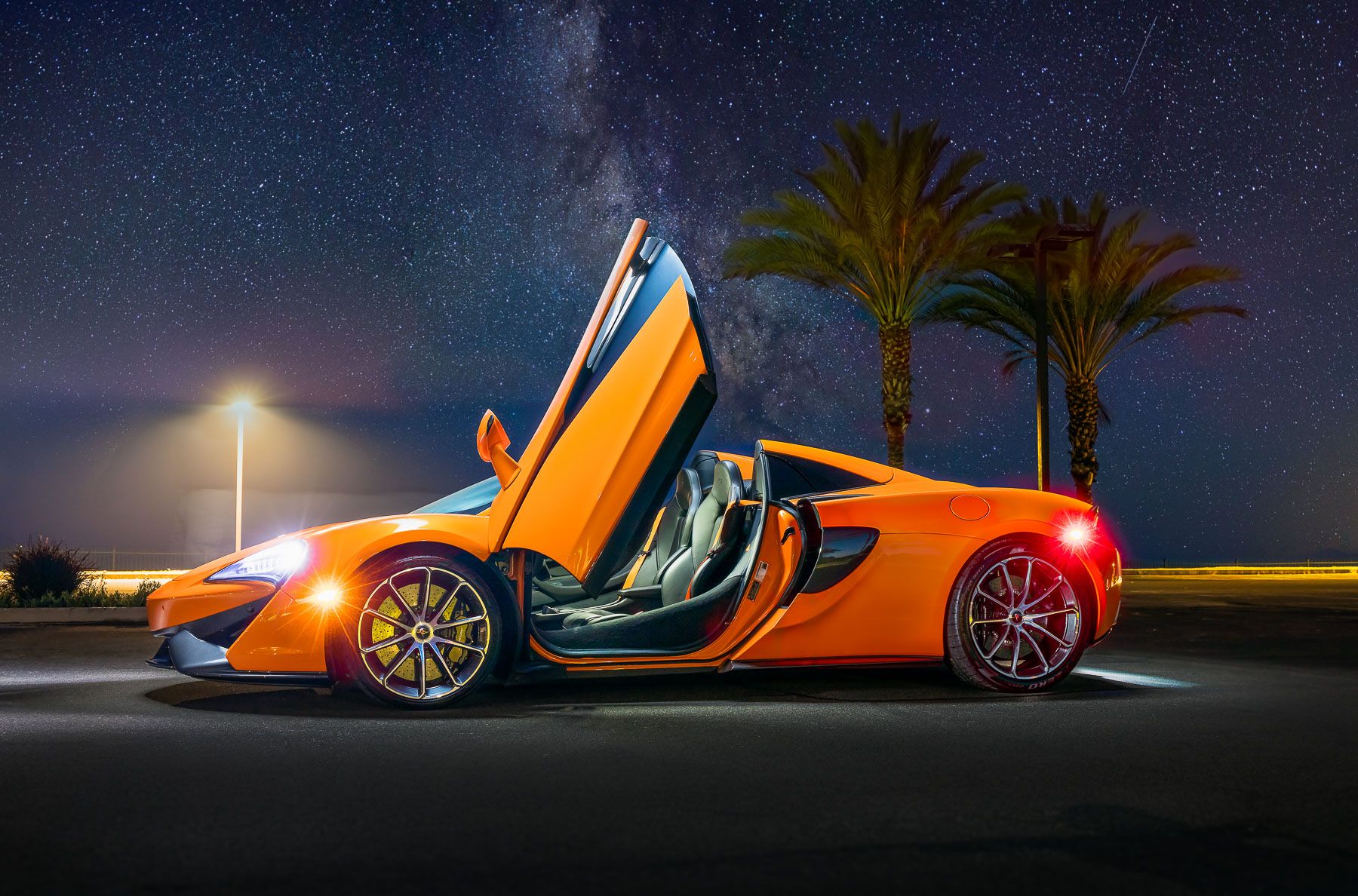 McLaren 570S