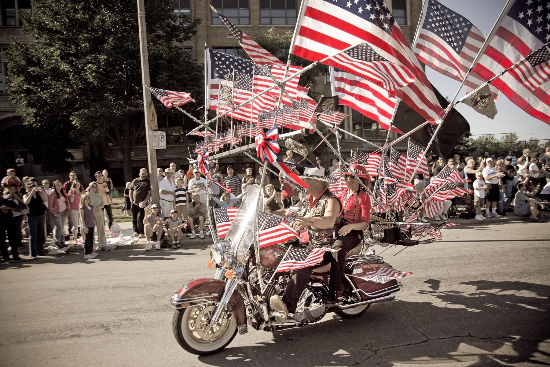 Milwaukee - 105 Anniversary Parade