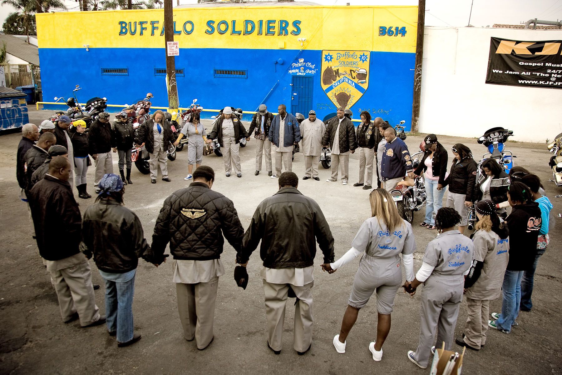 1buf_7606.jpg Buffalo Soldiers, pre-ride prayer