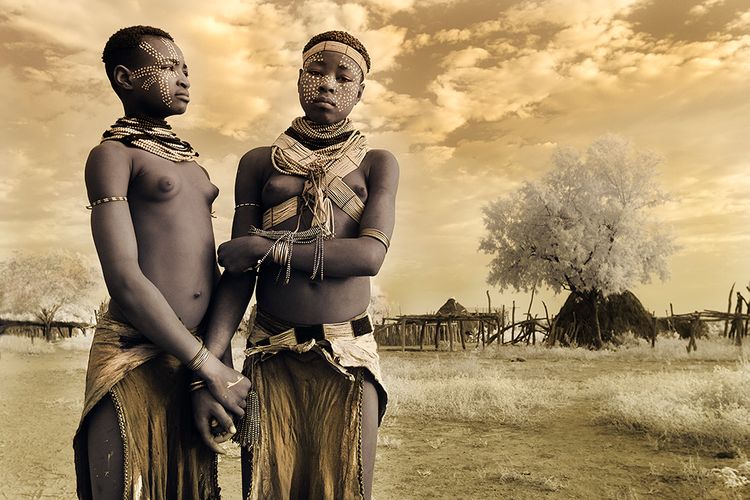 Holding Hands - Kara Tribe