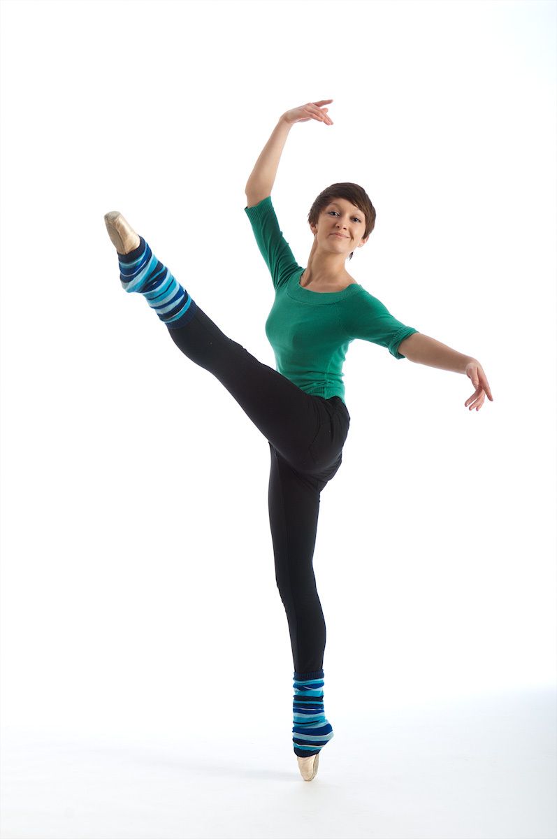 ballet dancer doing a dance pose on toe shoes modern ballet picture