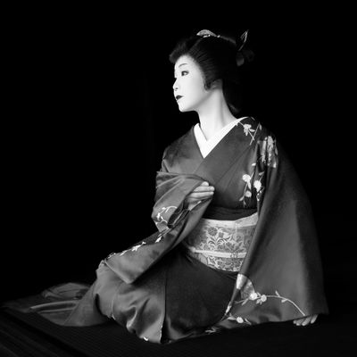 Geiko dance