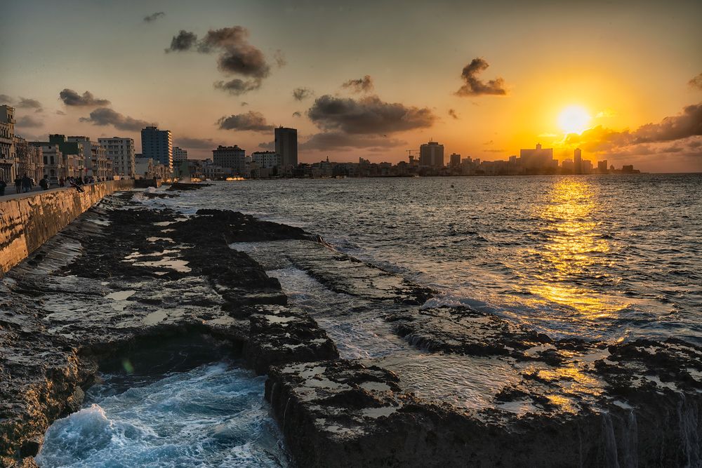 Sunset Malecon