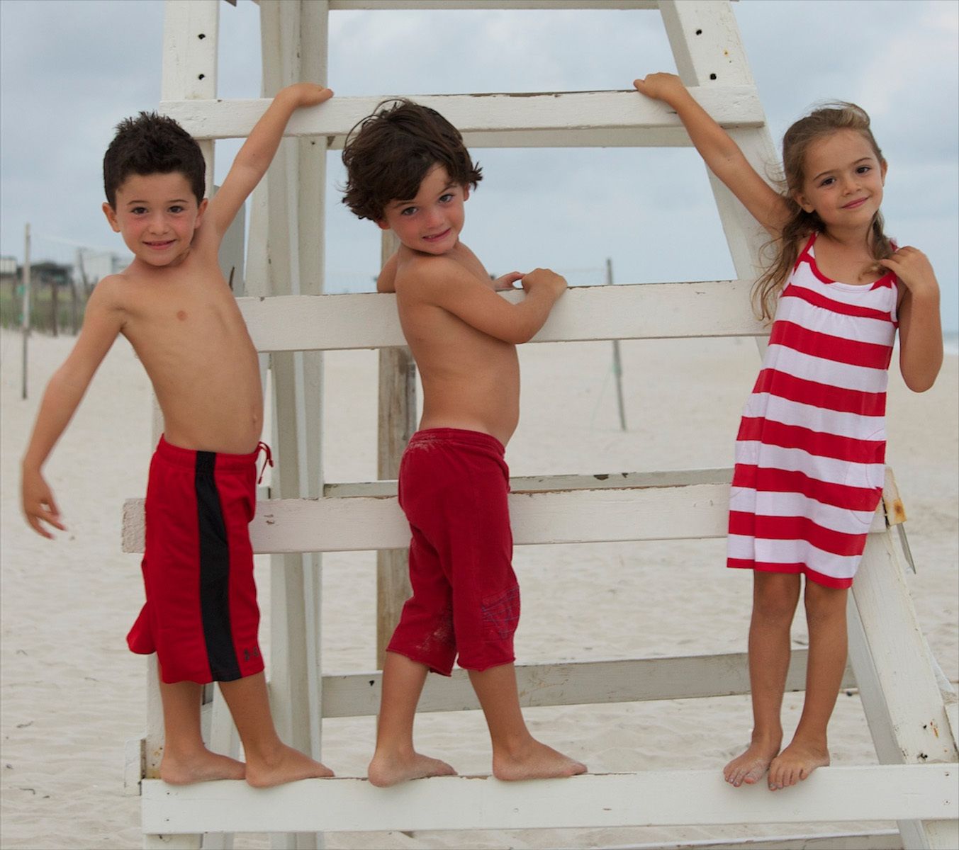 children at the beach images children at the beach images