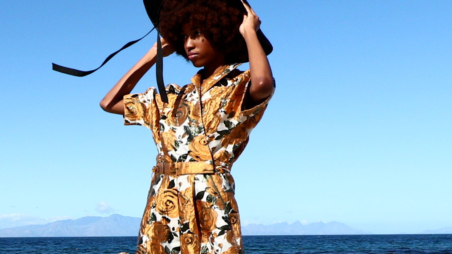 X 2.00_00_42_04.Still035.jpg