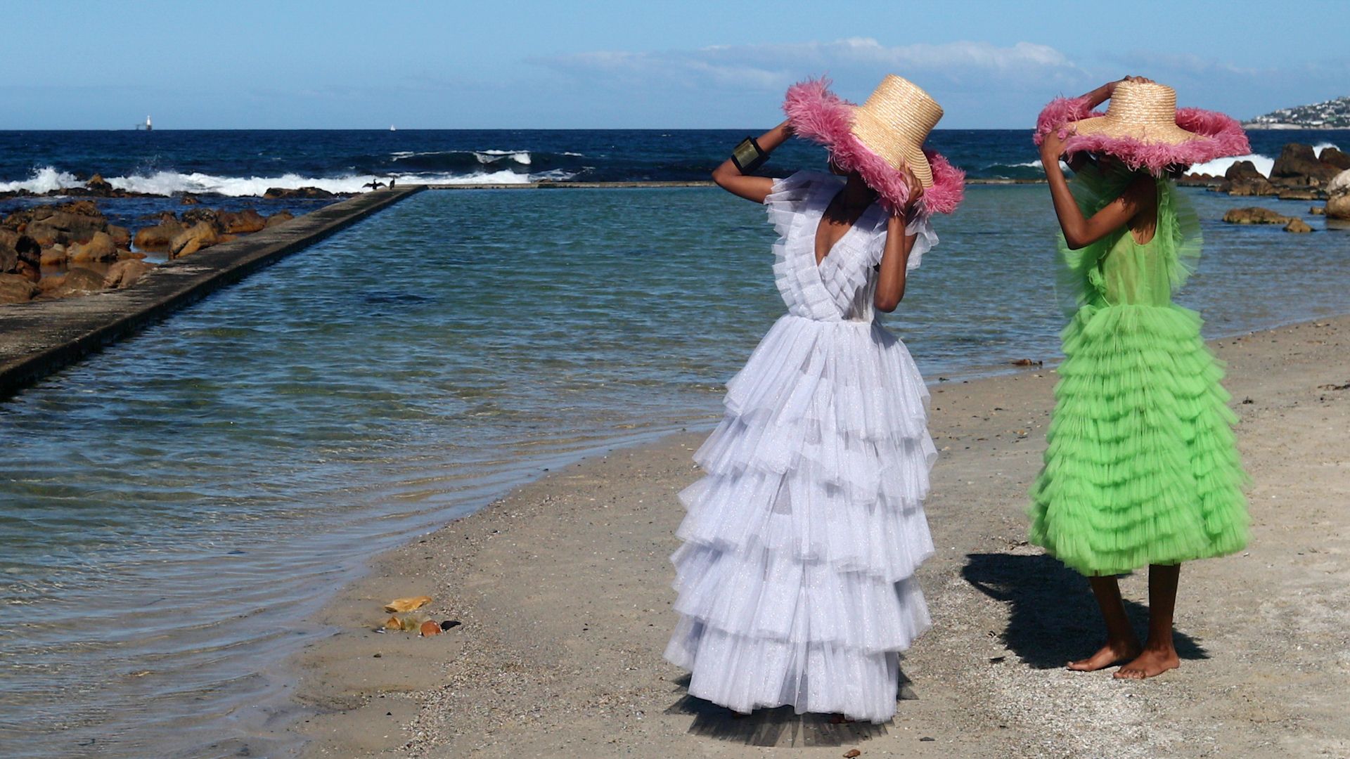 X 2.00_00_24_14.Still022.jpg