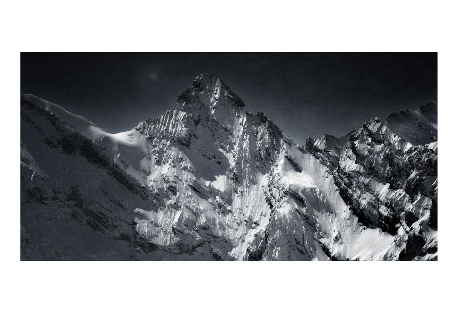 Lauterbrunnen: Moon Rise